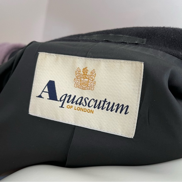 [12] AQUASCUTUM Cashemere and Wool Jacket Vest - Picture 6 of 7